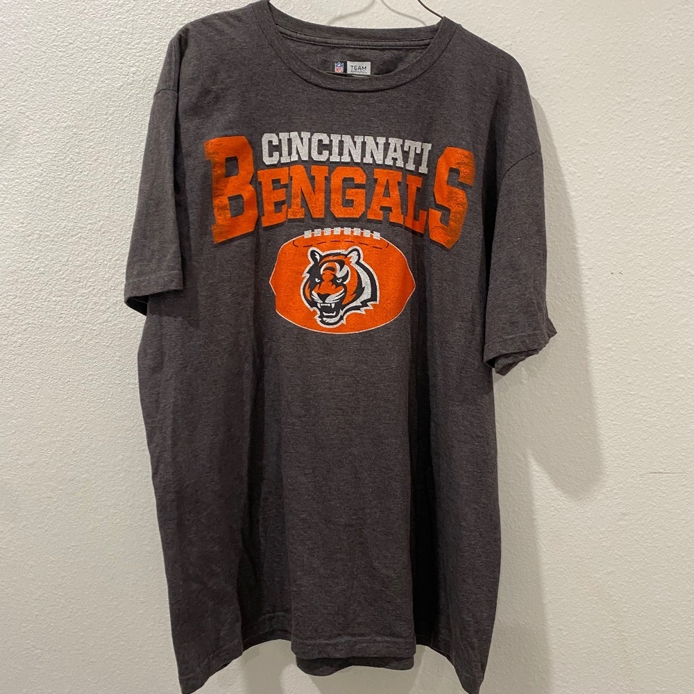 Vintage NFL team apparel XL men’s Cincinnati Bengals short sleeve T shirt